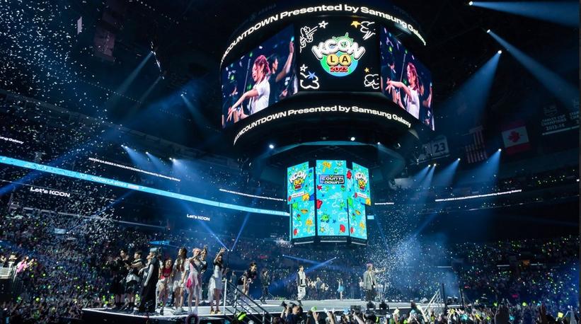 9 Thrilling Moments From KCON 2023 L.A.: Stray Kids, RIIZE, Taemin & More